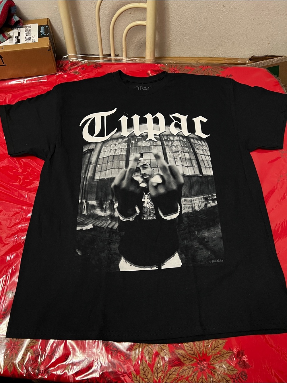 2Pac Black TShirt Mens Size XL Tupac Shakur Hiphop Graphic Print Rap T-Shirt